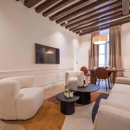 Luxury One Bedroom Flat Near Le Louvre I Appartamento