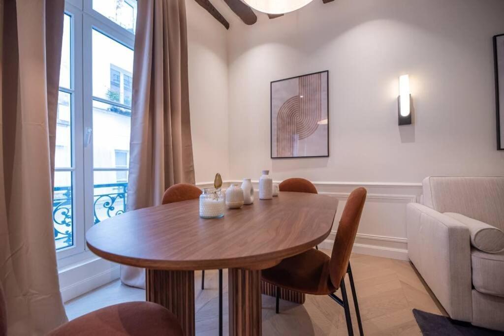Luxury One Bedroom Flat Near Le Louvre I * Parigi