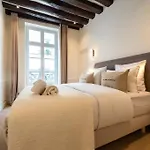 Luxury One Bedroom Flat Near Le Louvre I